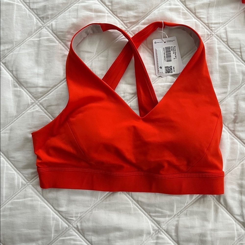 New Lululemon envita sports bra - Picture 3 of 4